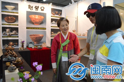 安溪茶展由區(qū)域化向國際化發(fā)展，韓國茶商也來安溪參展