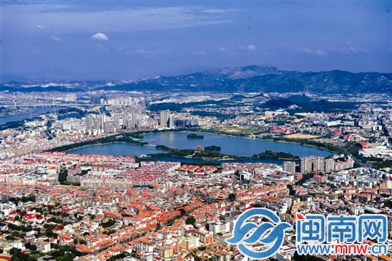 高空下，西湖公園、泉州博物館、閩臺緣博物館等構(gòu)筑