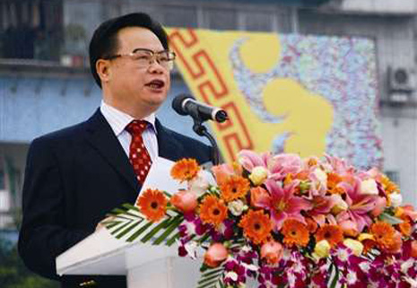 廣東省委原常委、統(tǒng)戰(zhàn)部原部長周鎮(zhèn)宏一審獲死緩