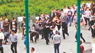 杭州中泰事件原因：秘密開(kāi)工致群眾堵