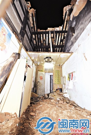 老舊古厝屋頂塌落，租住在此的老伯被埋身亡